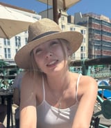 Nanny/Babysitter in Bromley - Macy D.