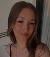 Nanny/Babysitter in Cramlington - Laura J.