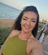 Housekeeper in Stopsley - Stacey C.