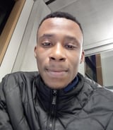 Housekeeper in London - Raphael A.