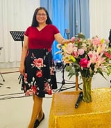 Caregiver in Kew Green - Ma Cristina S.