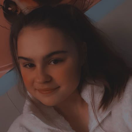 Pet care in Fleet - Hayley T.